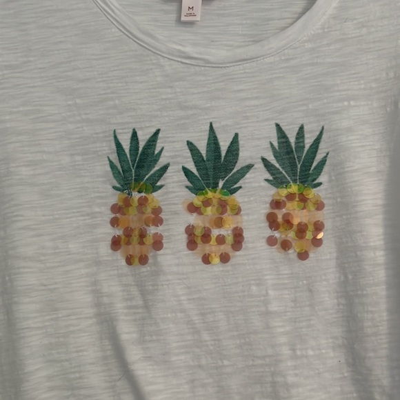 Lauren Conrad Pineapple T-shirt - Picture 2 of 5